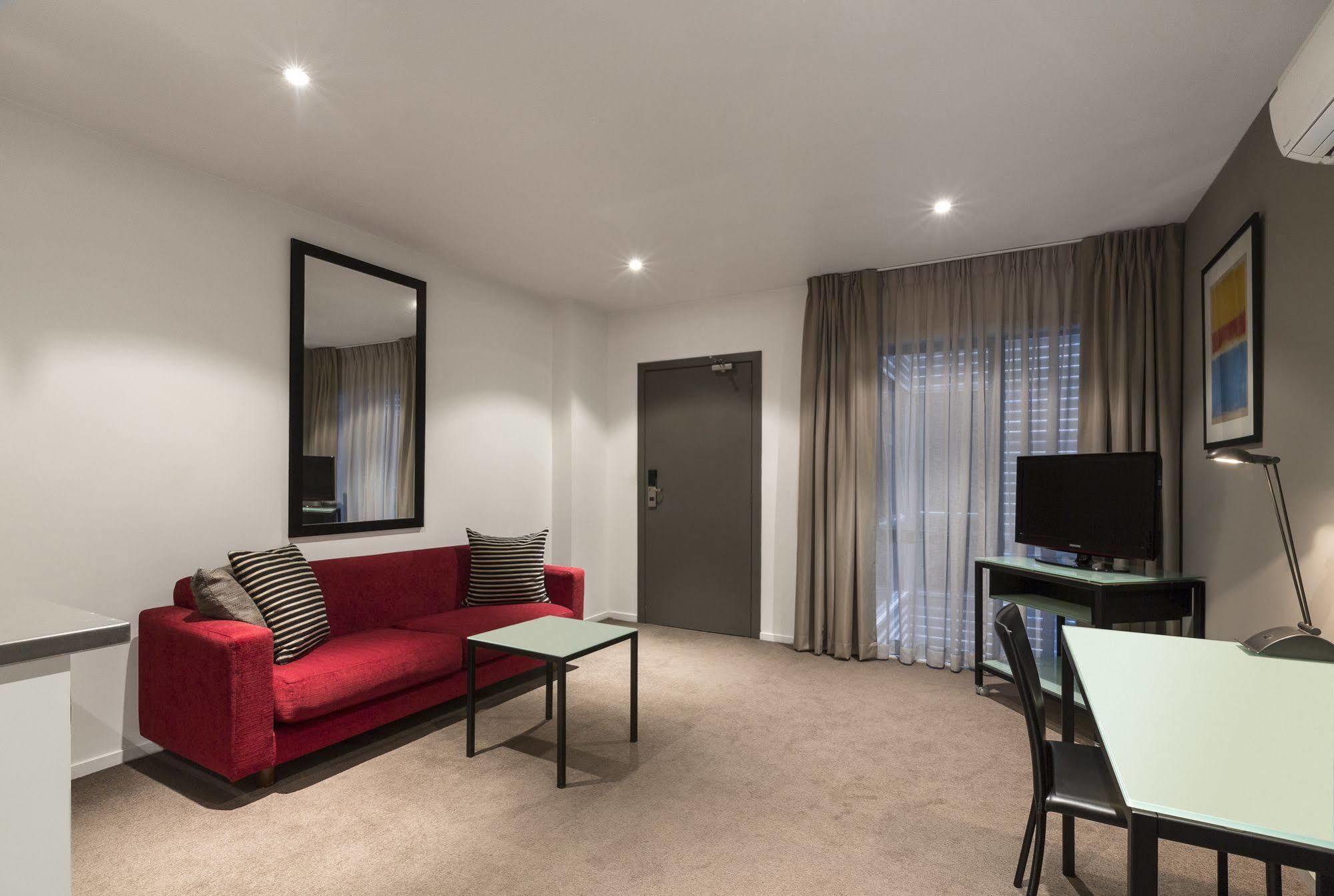 Adina Apartment Hotel St Kilda Melbourne City Exterior foto
